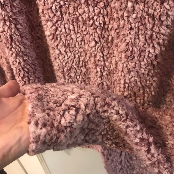 Frosty-Tipped Pile 1/2 Zip Pullover - Picture 5 of 5